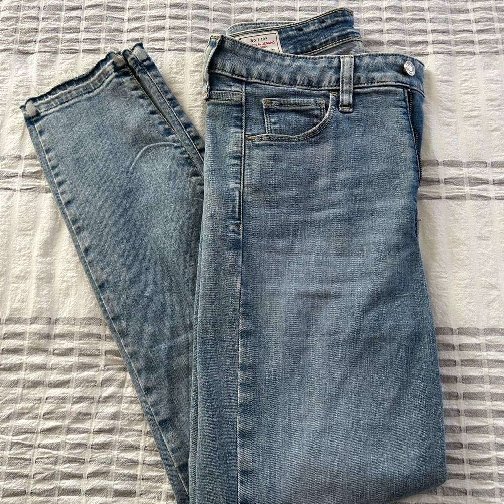 NWOT Gap skinny jeans size 10